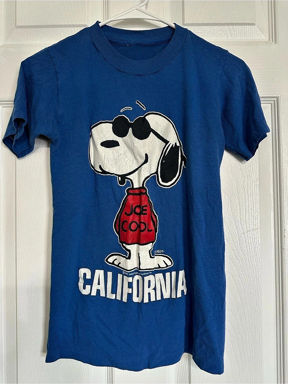Vintage 90’s 40Peanuts Snoopy California graphic tee Blue Short Sleeve Graphic T